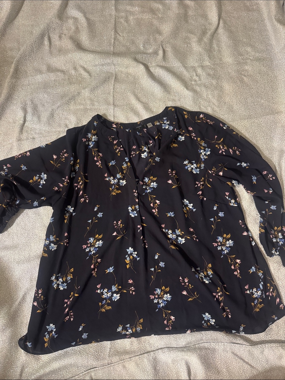 Tahari Black Floral Long-Sleeve Tunic Top